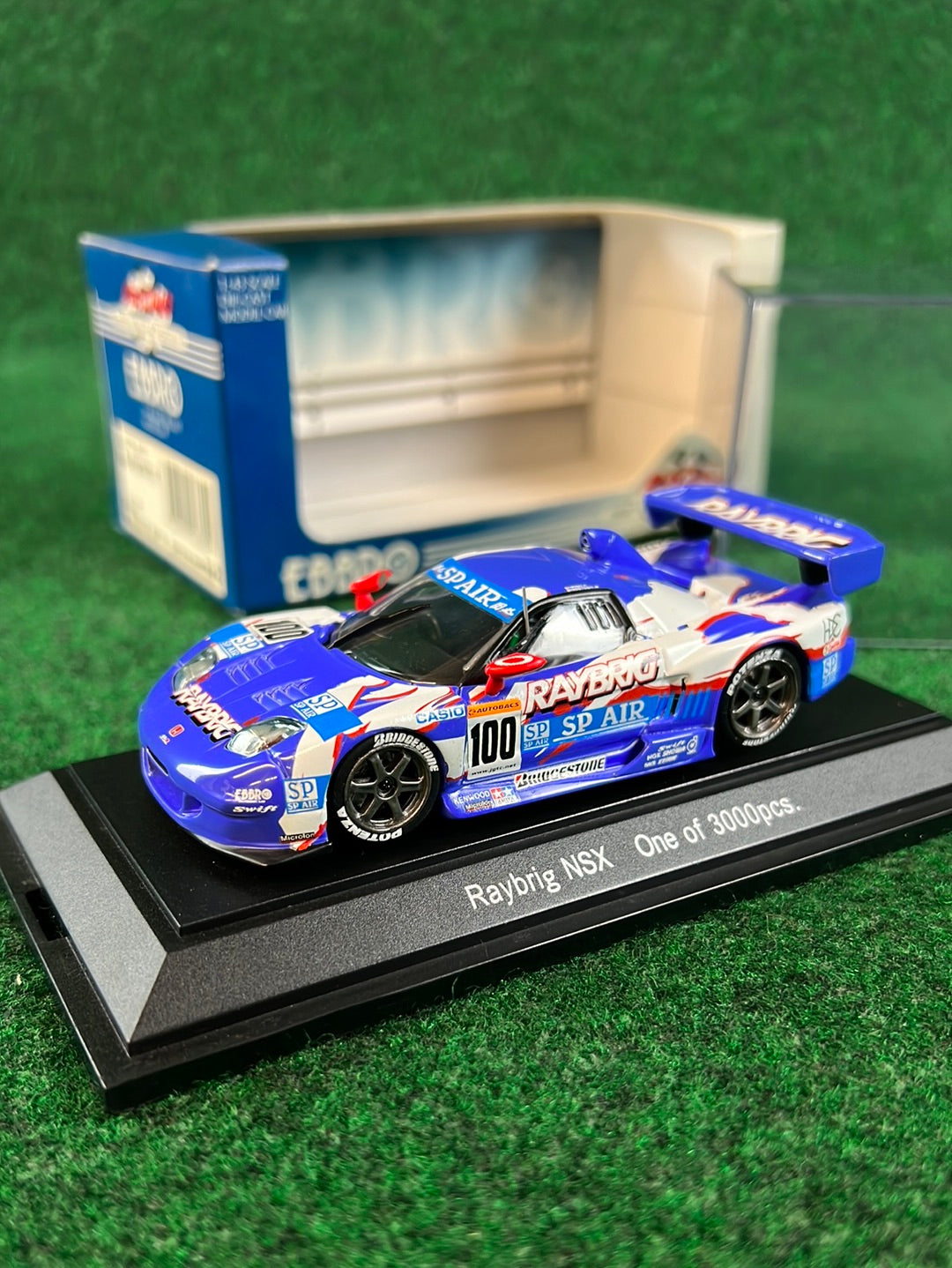 EBBRO Racing Car Collection: JGTC RAYBRIG 2002 Honda NSX 1/43