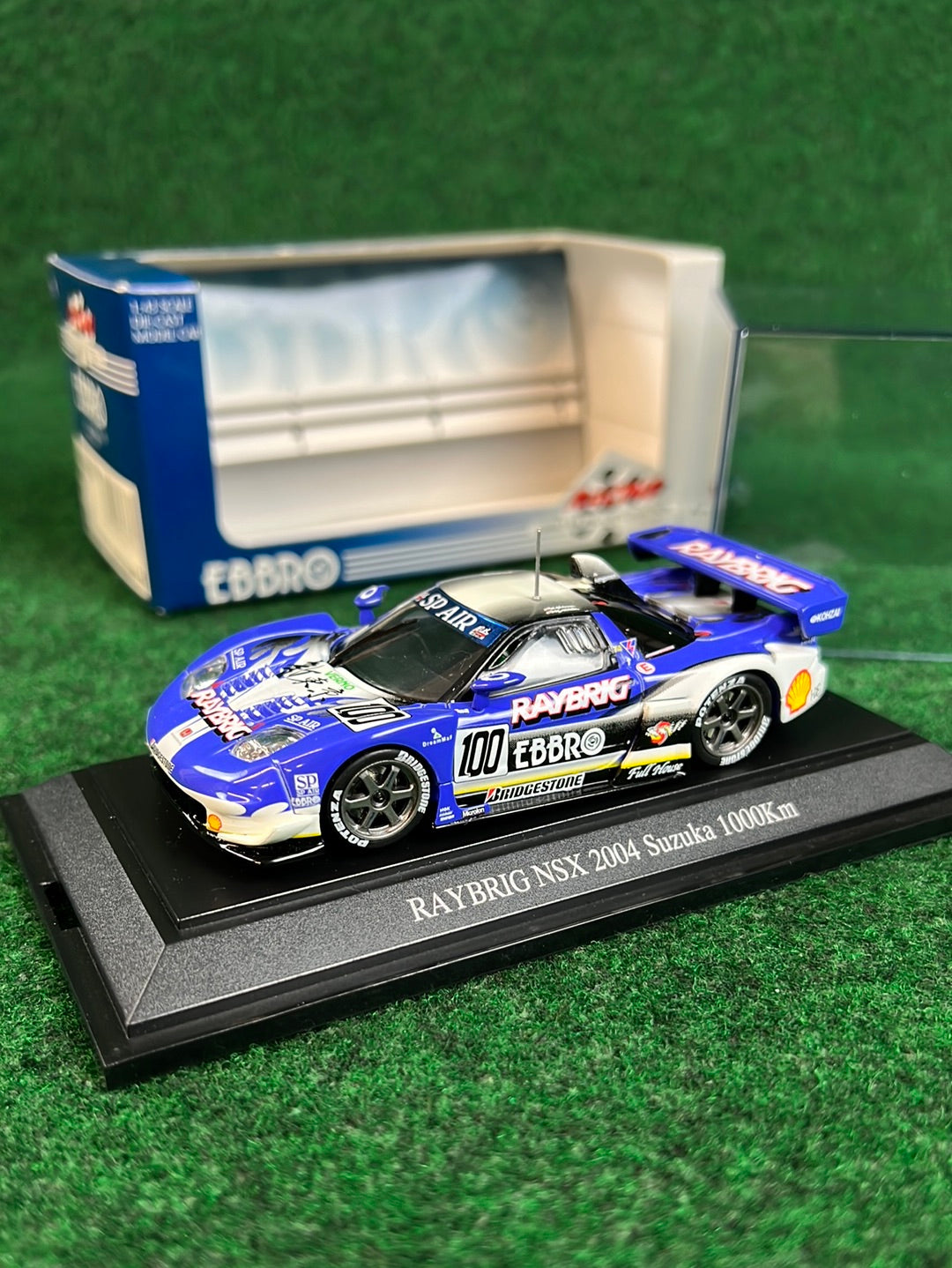 EBBRO Racing Car Collection: JGTC RAYBRIG 2004 Honda NSX Suzuka 1000km 1/43  Scale Diecast