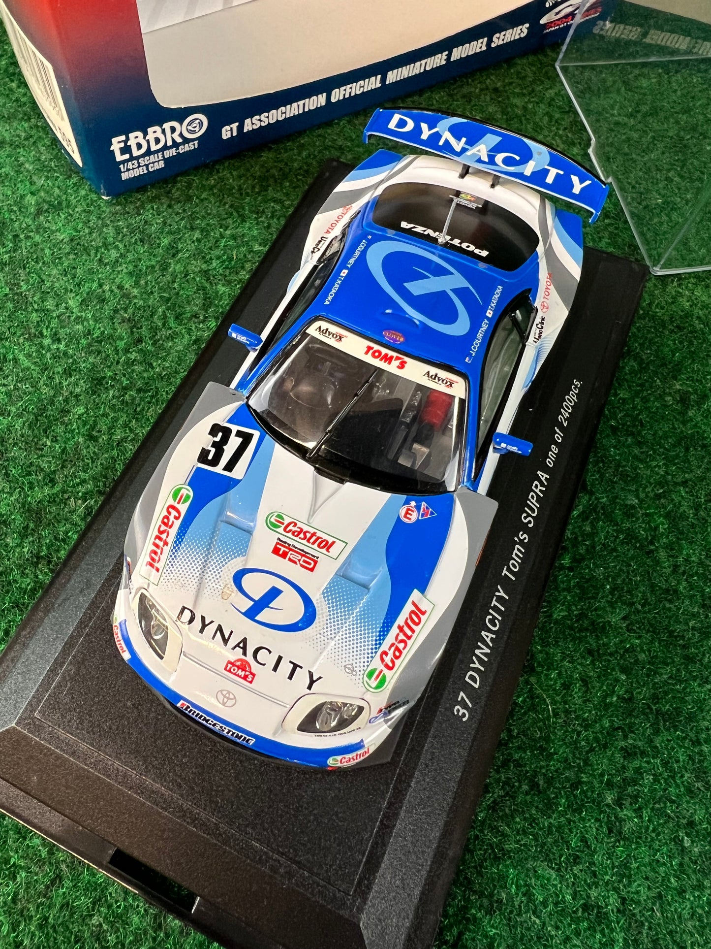 EBBRO - 2004 JGTC Dynacity Tom's Toyota Supra 1/43 Scale Diecast