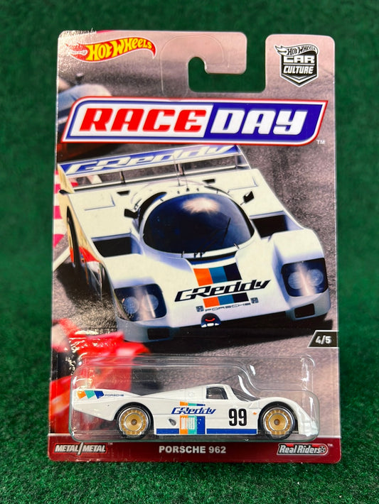 Hot Wheels - Premium: Car Culture Race Day - GReddy Porsche 962