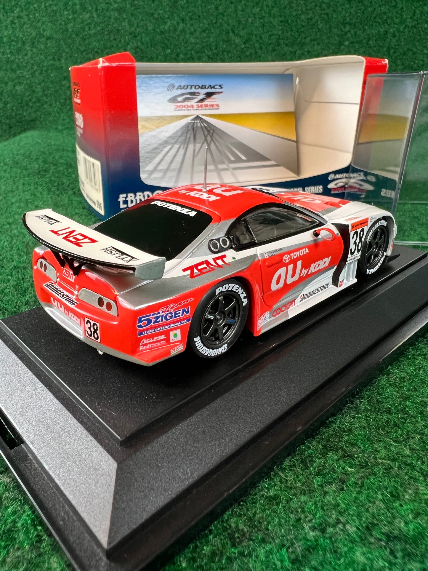 EBBRO - 2004 JGTC au Cerumo Toyota Supra 1/43 Scale Diecast