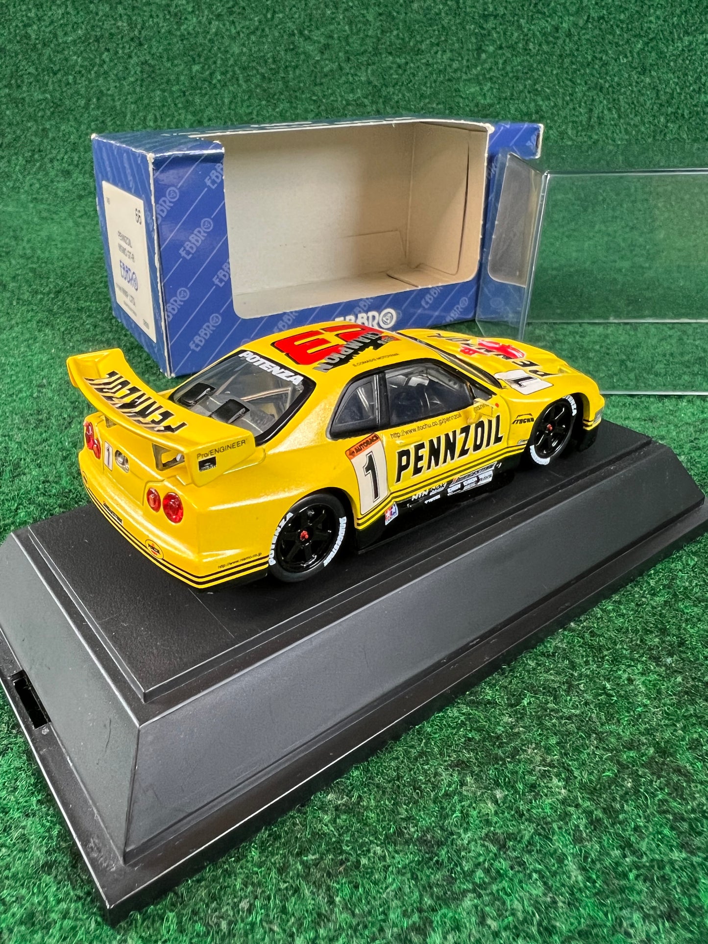 EBBRO - Pennzoil Nismo Nissan Skyline R34 GT-R 1/43 Scale Diecast