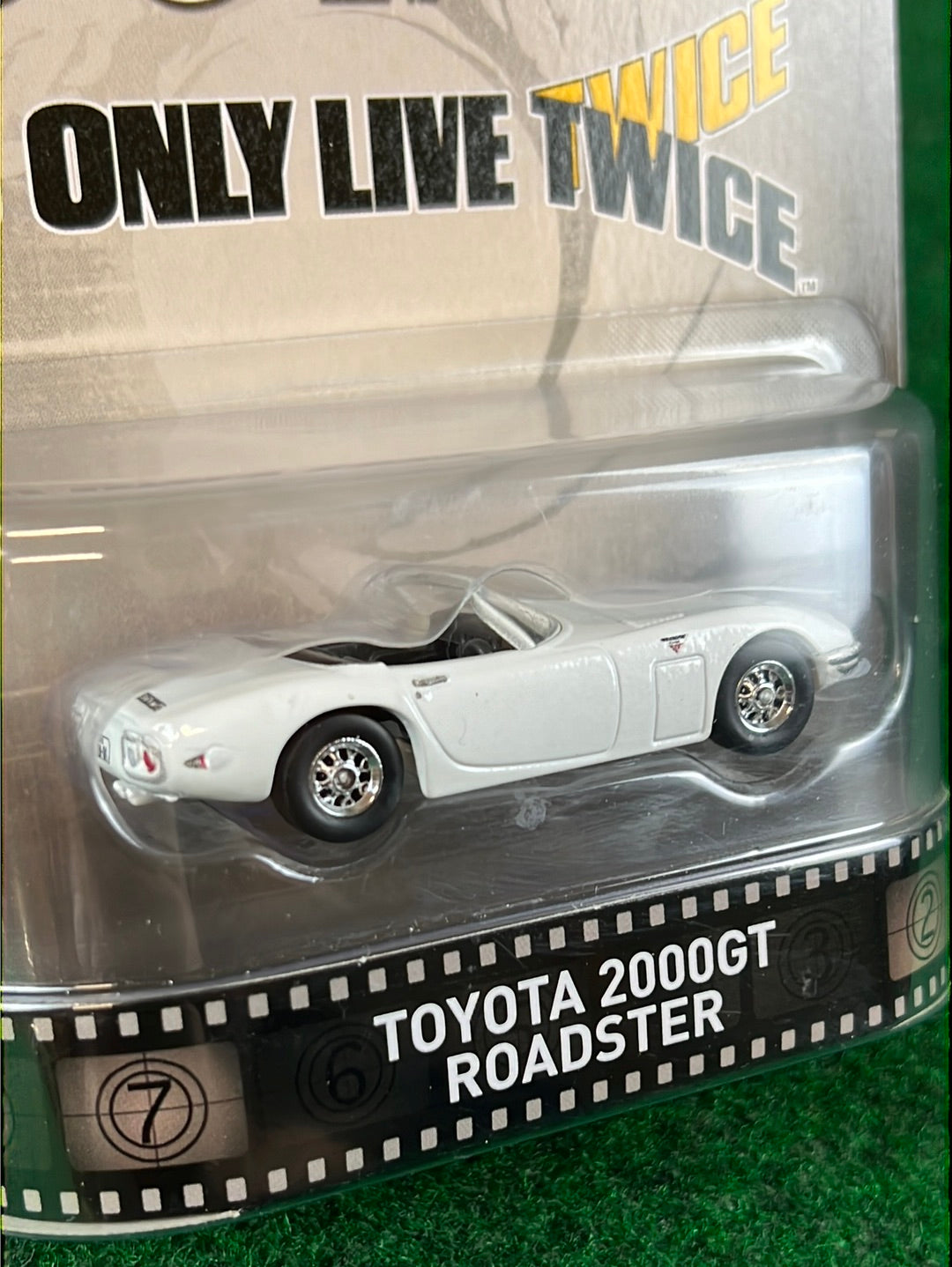 Hot Wheels - Retro Entertainment: James Bond 007 Toyota 2000GT