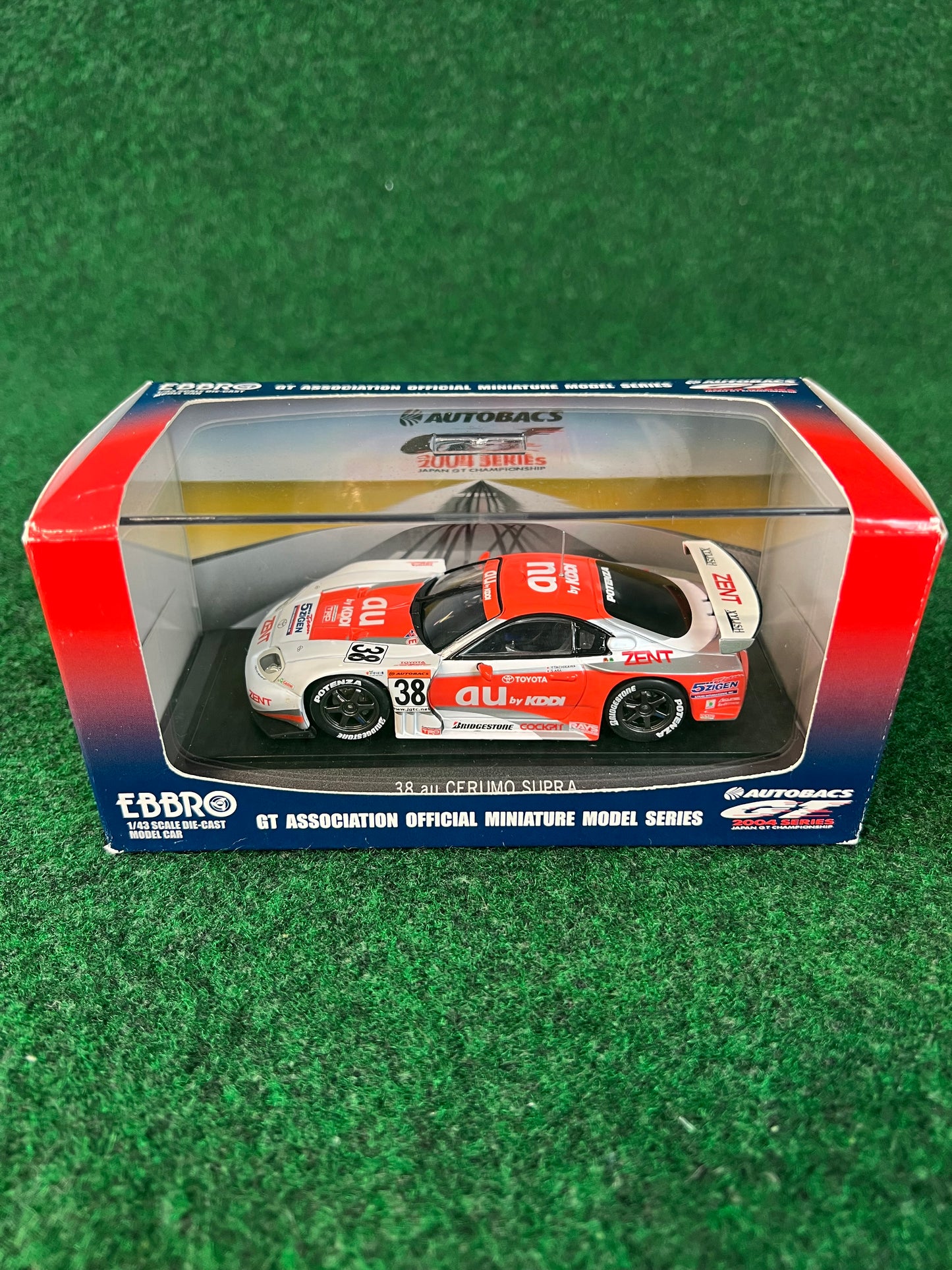 EBBRO - 2004 JGTC au Cerumo Toyota Supra 1/43 Scale Diecast