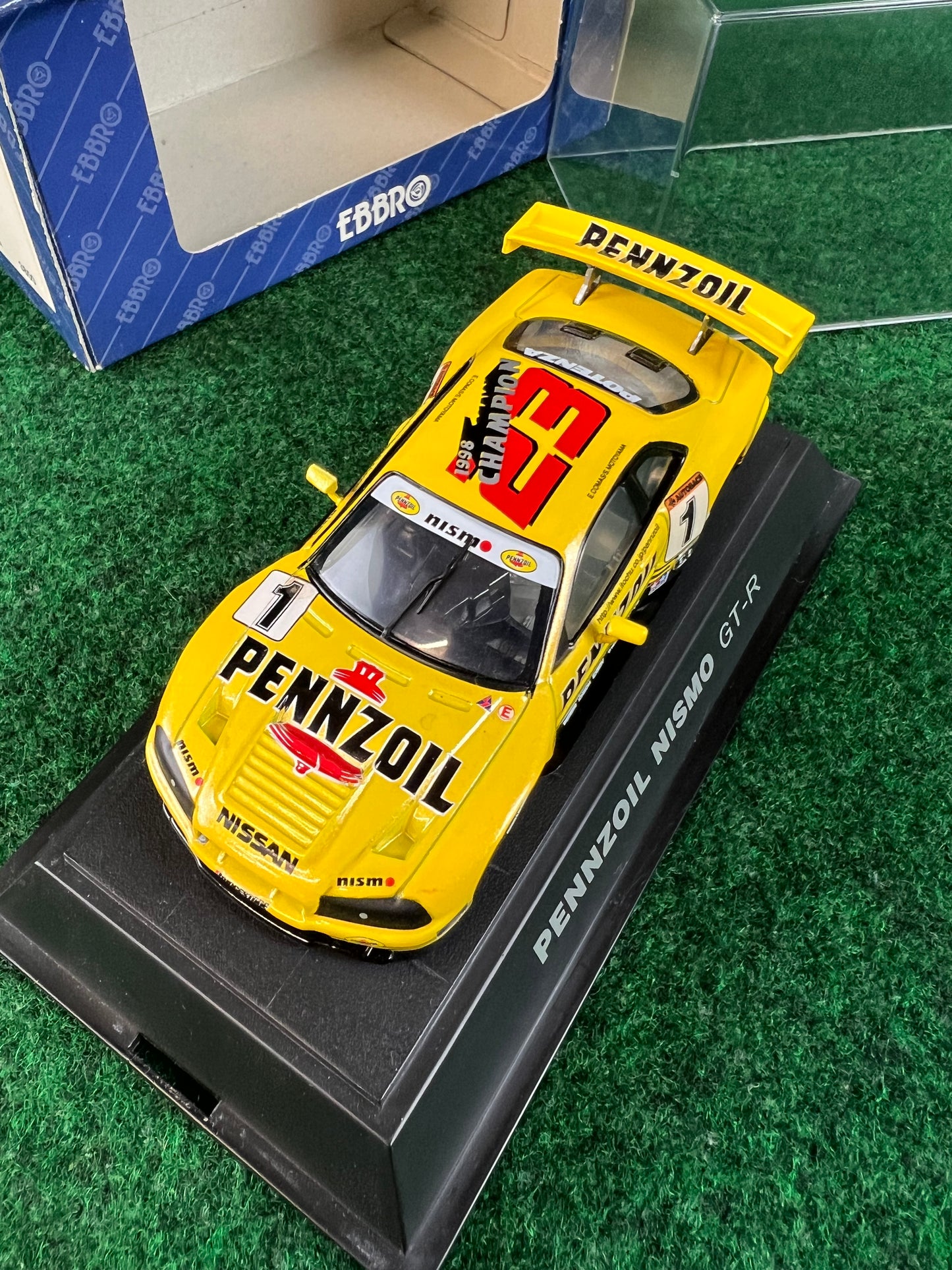 EBBRO - Pennzoil Nismo Nissan Skyline R34 GT-R 1/43 Scale Diecast