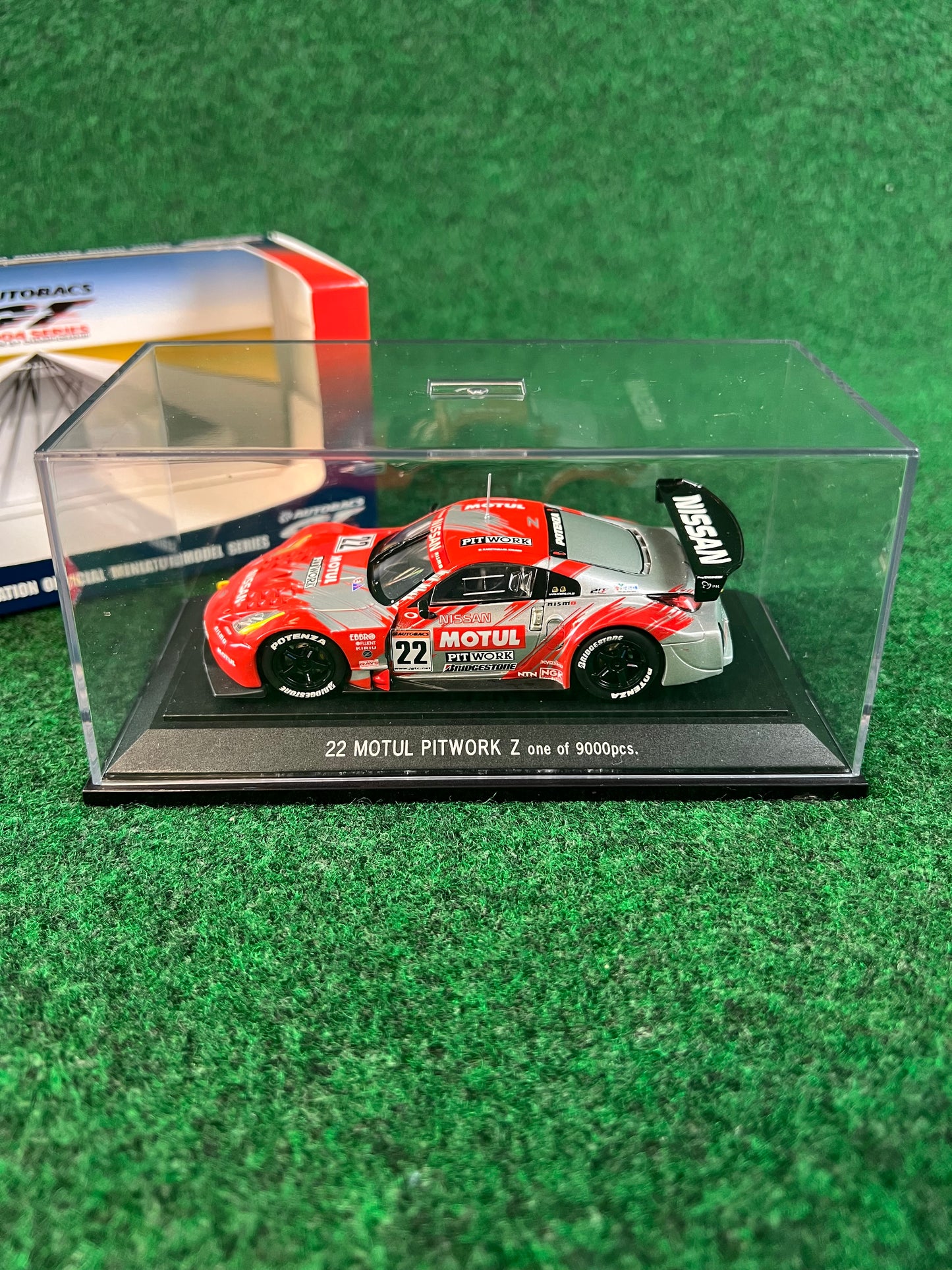 EBBRO 2004 JGTC MOTUL Pitwork Nissan Fairlady Z 1/43 Scale Diecast