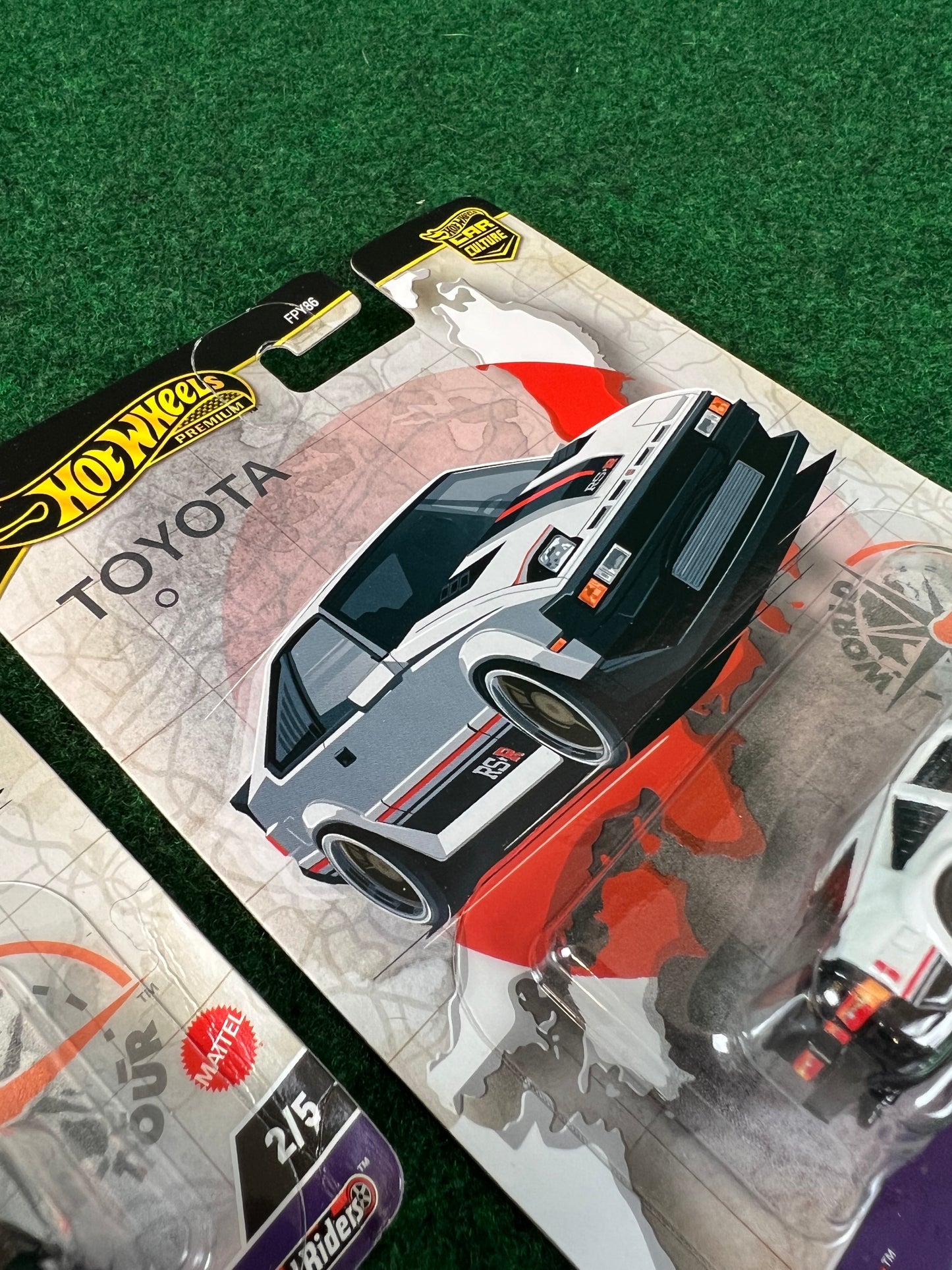 Hot Wheels Premium - Car Culture World Tour 1982 Toyota Supra Set