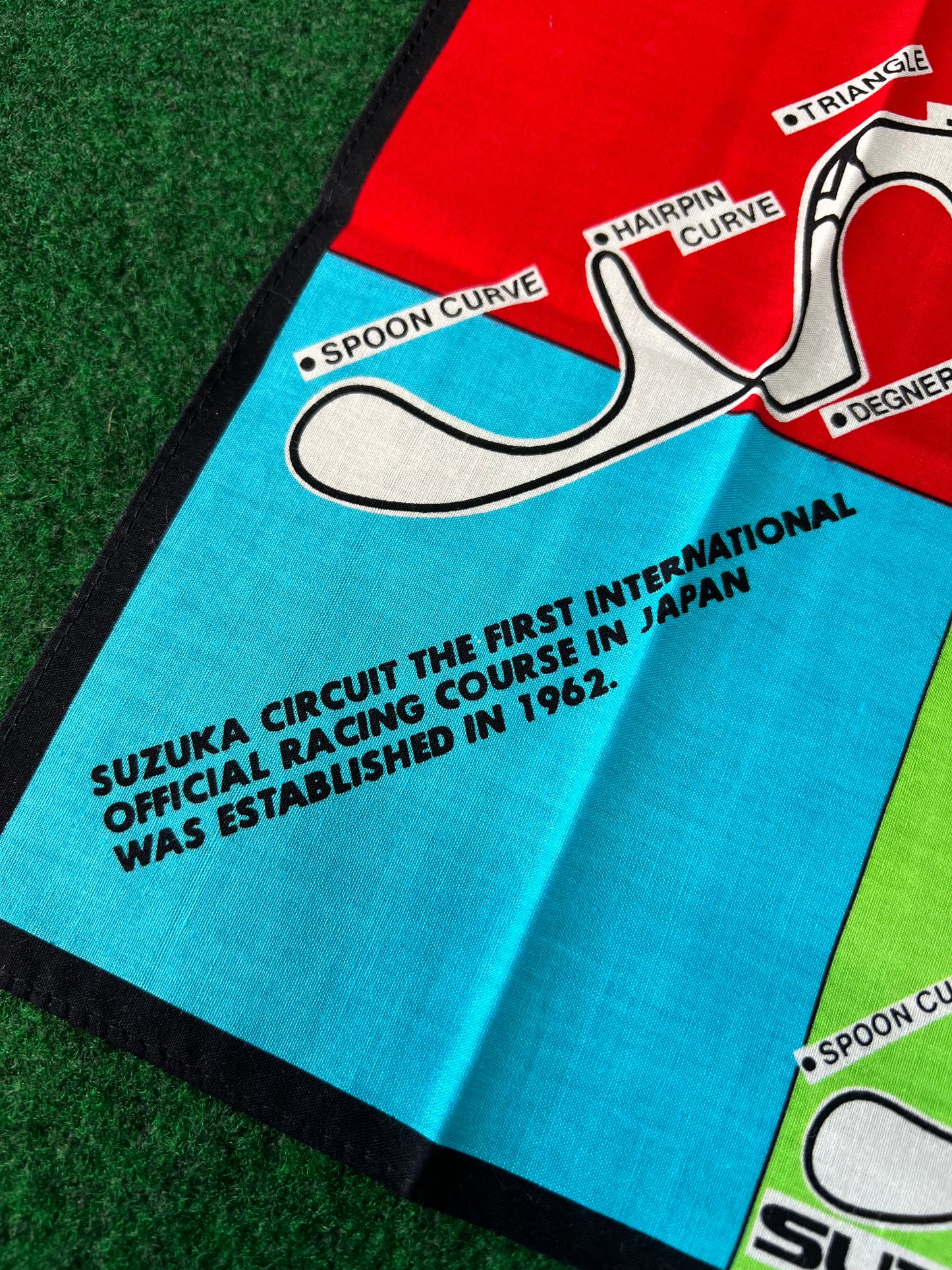 SUZUKA CIRCUIT - Red/Yellow/Blue/Green Course Map Handkerchief