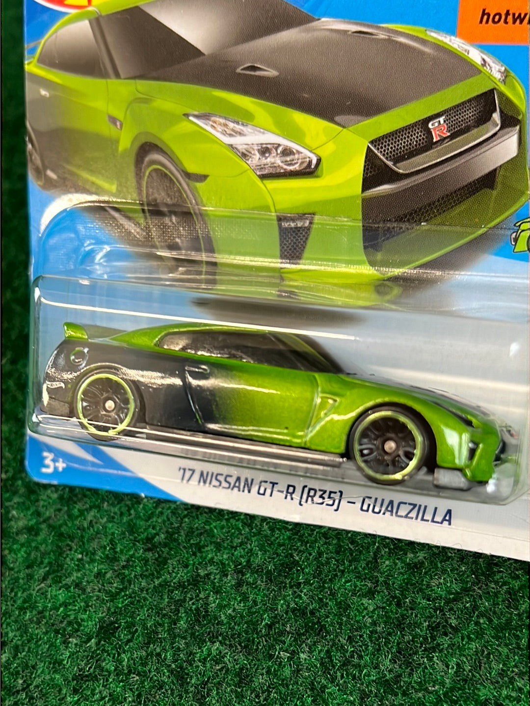 Hot Wheels Tanner Fox Guaczilla 2017 Nissan GT R Stateside Garage