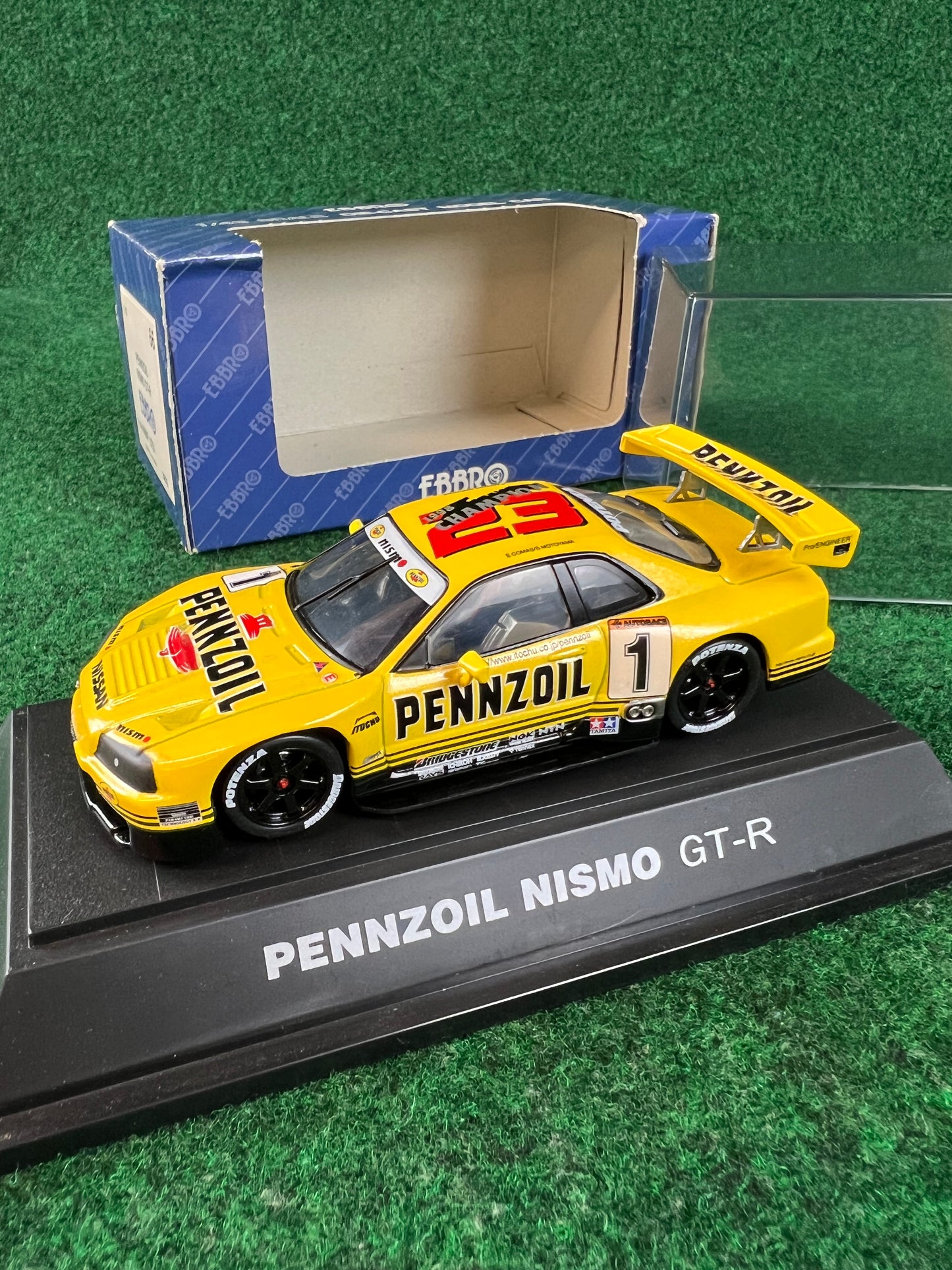 EBBRO - Pennzoil Nismo Nissan Skyline R34 GT-R 1/43 Scale Diecast