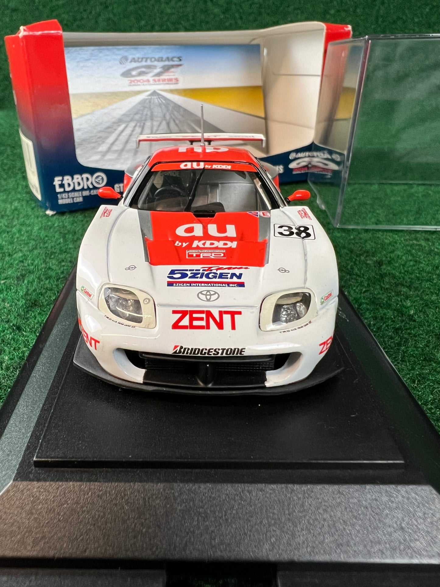 EBBRO - 2004 JGTC au Cerumo Toyota Supra 1/43 Scale Diecast