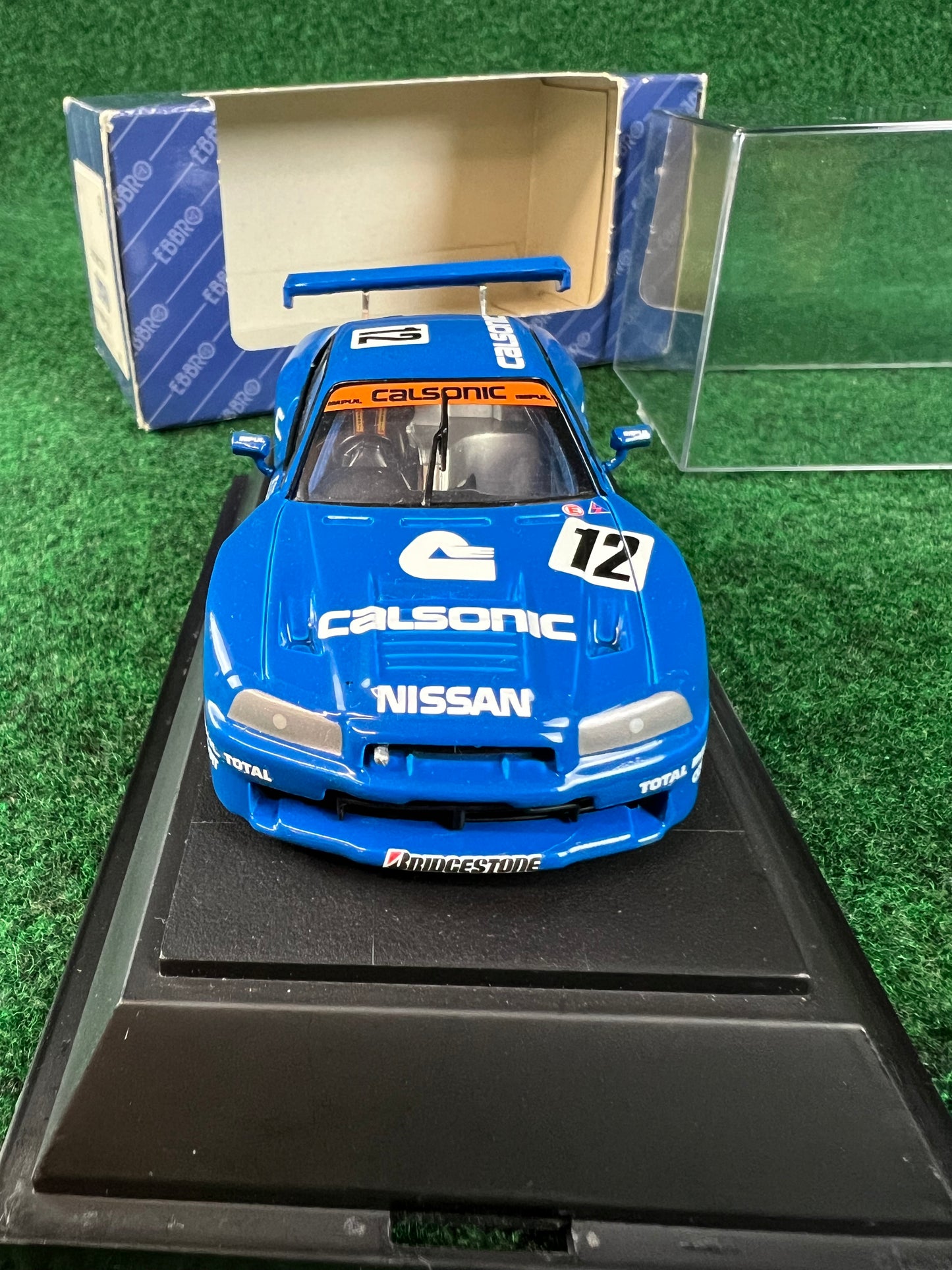 EBBRO - Calsonic Nissan Skyline R34 GT-R 1/43 Scale Diecast