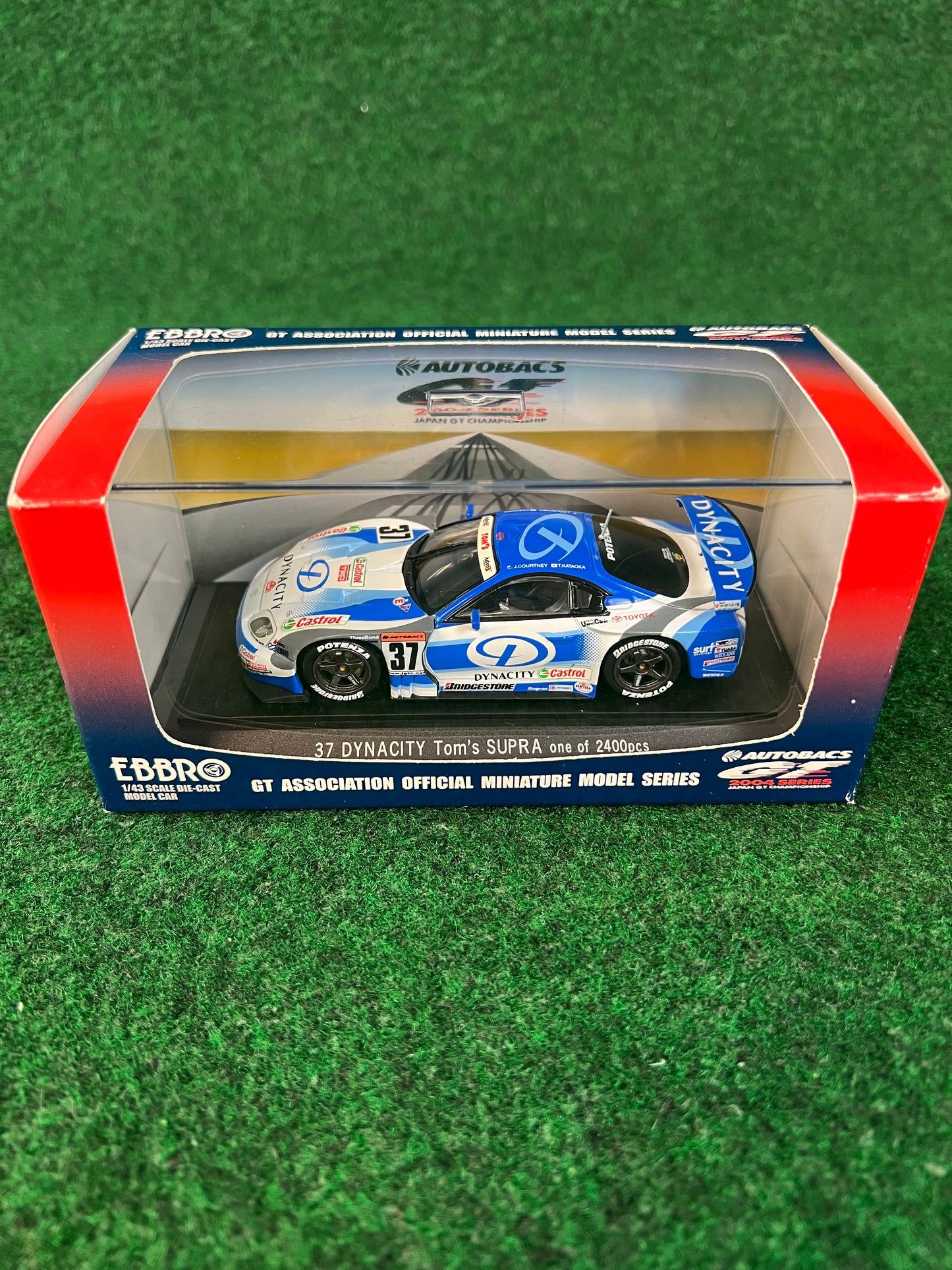 EBBRO - 2004 JGTC Dynacity Tom's Toyota Supra 1/43 Scale Diecast