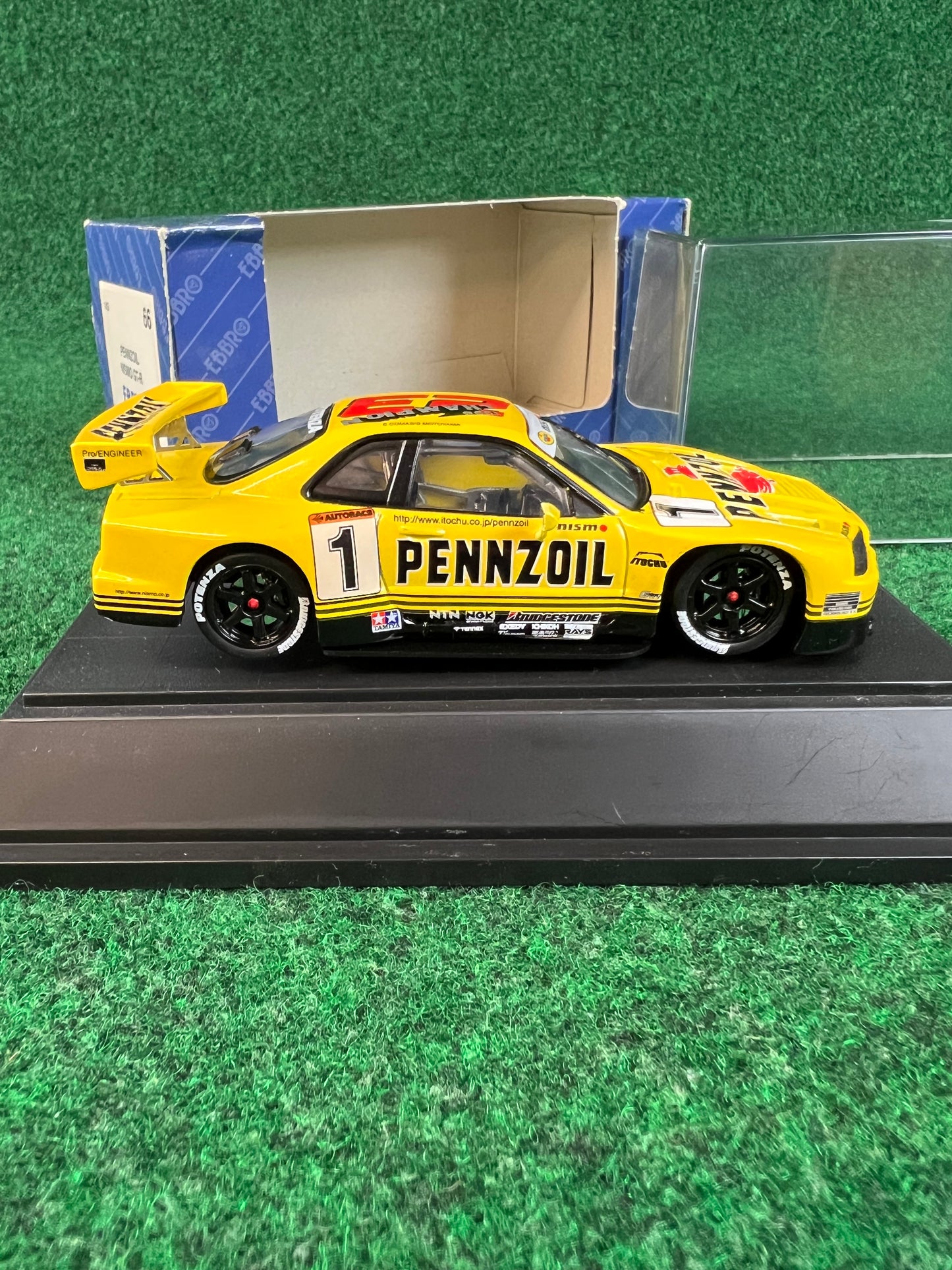 EBBRO - Pennzoil Nismo Nissan Skyline R34 GT-R 1/43 Scale Diecast