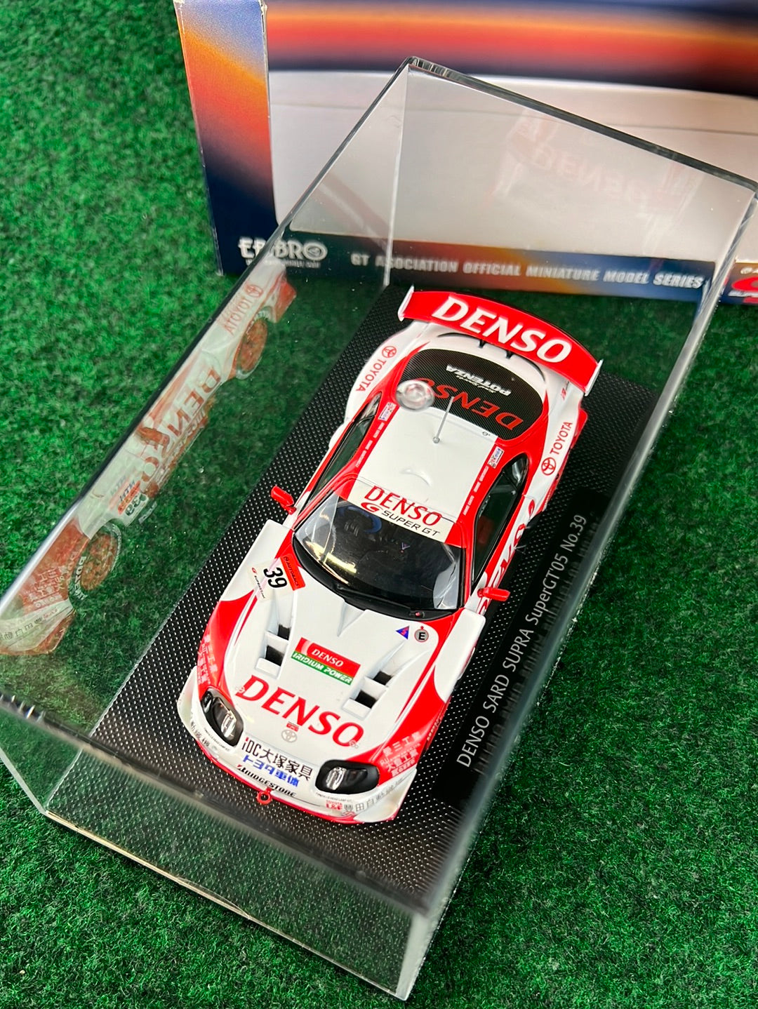 EBBRO Super GT 2005 Denso SARD Toyota Supra 1/43 Scale Diecast