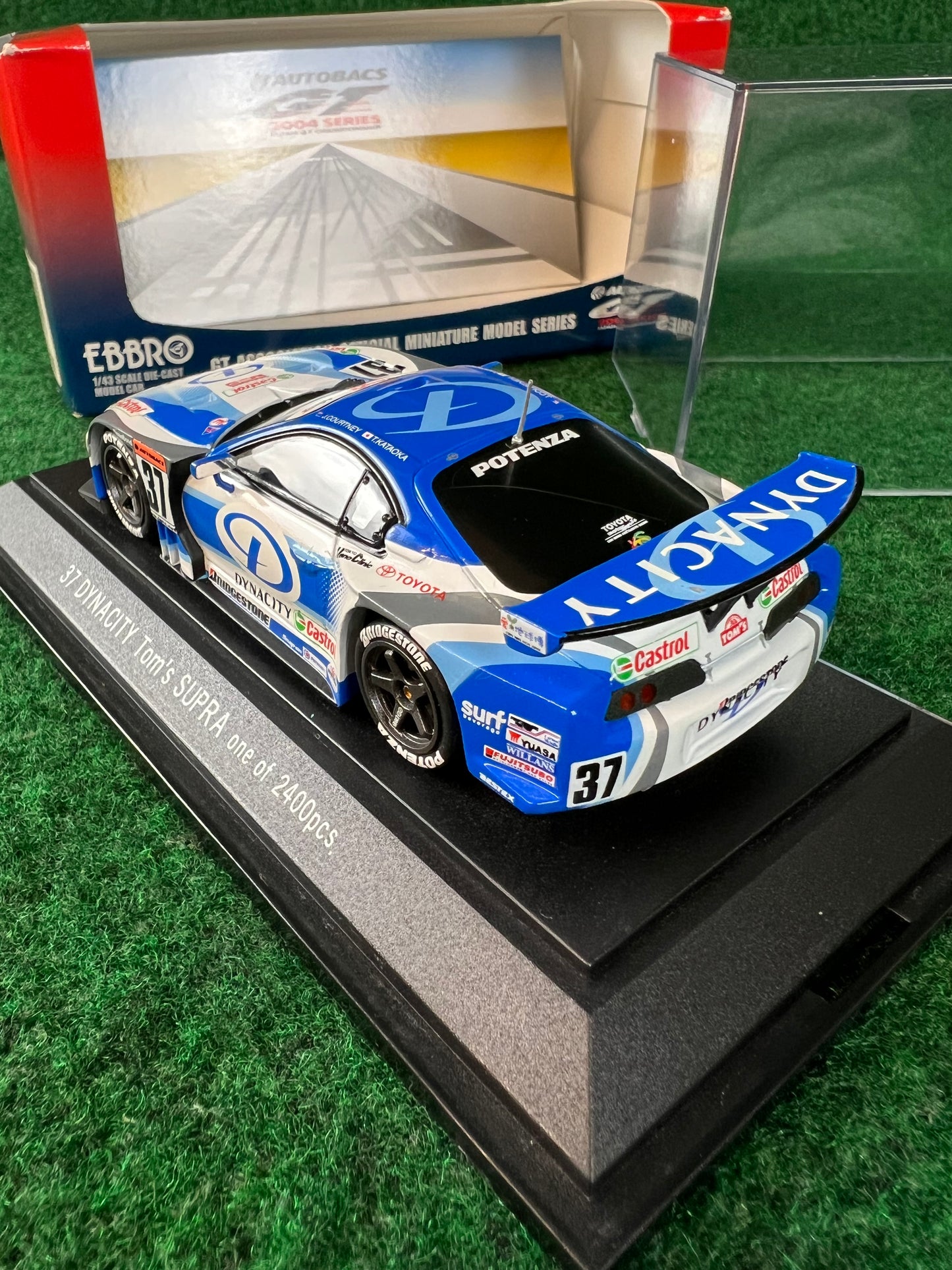 EBBRO - 2004 JGTC Dynacity Tom's Toyota Supra 1/43 Scale Diecast