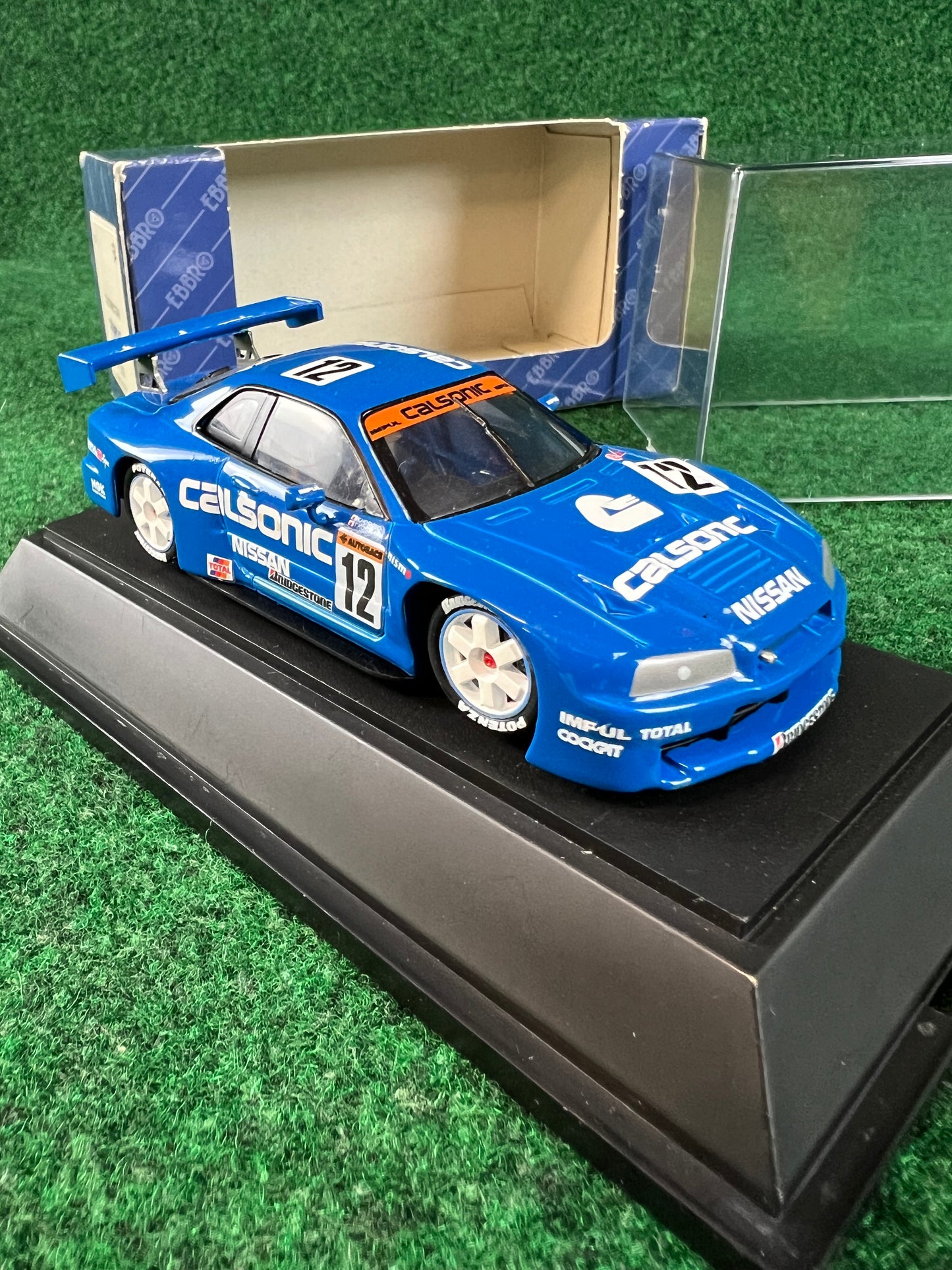 EBBRO - Calsonic Nissan Skyline R34 GT-R 1/43 Scale Diecast